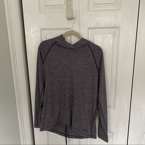 women’s light sweatshirt